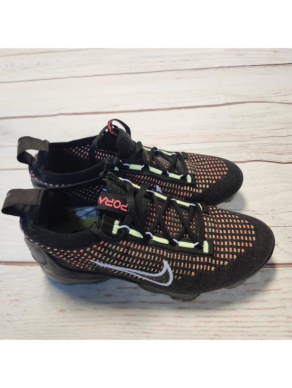 Nike Air VaporMax Flyknit Black Multi Color Men's Running Shoes Size 7
